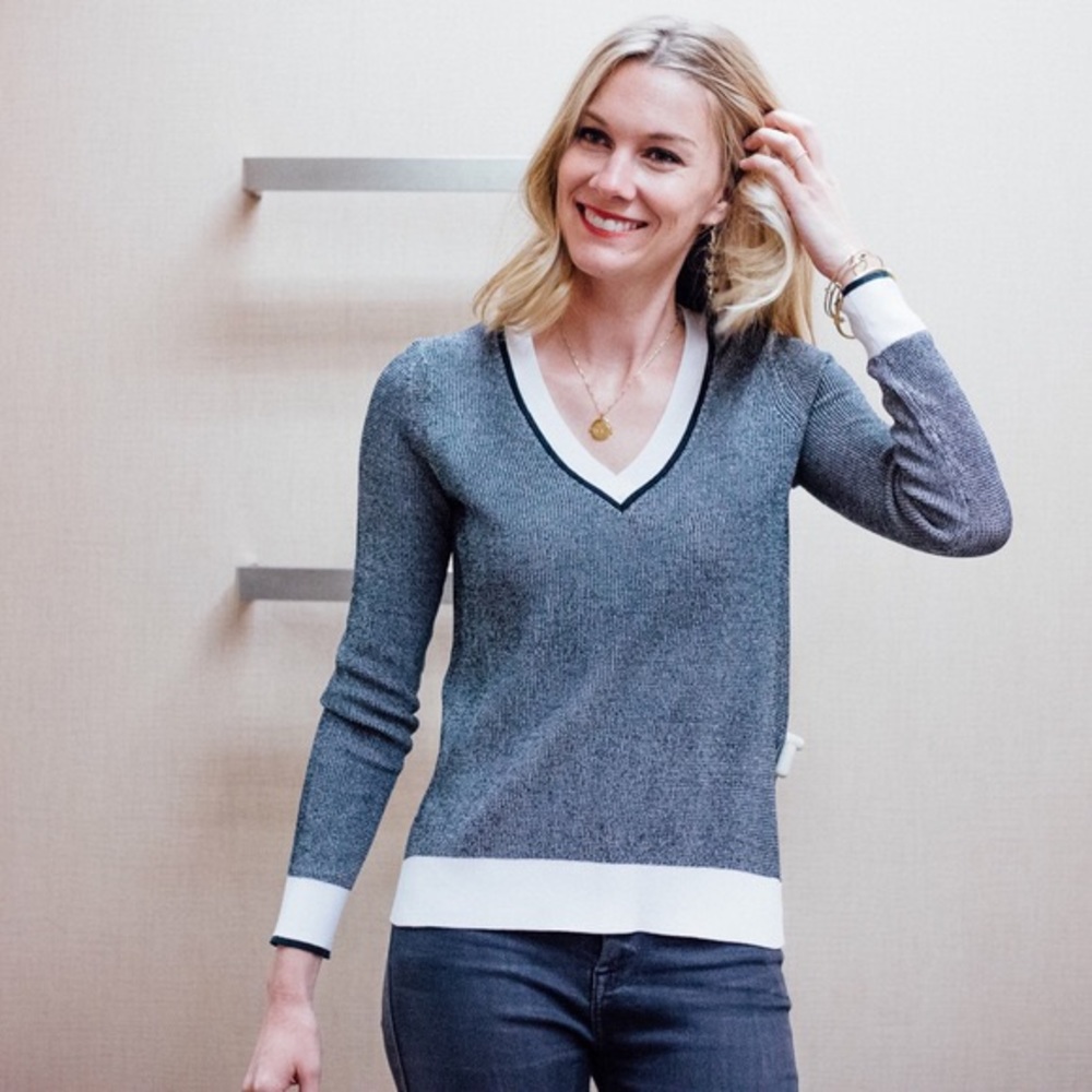 Rag and Bone / Jean Ainsley white and black v neck